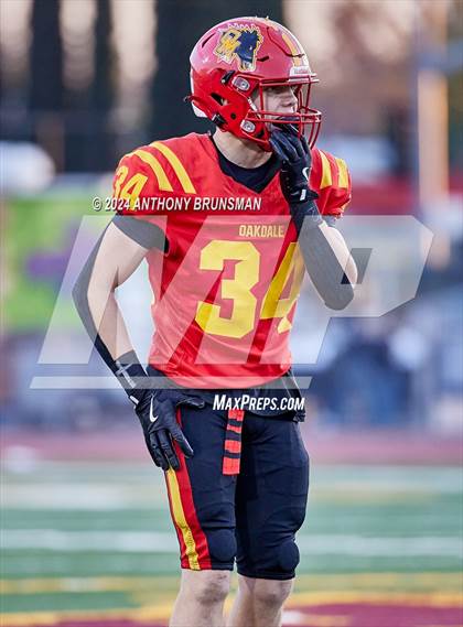 Thumbnail 2 in Oakdale vs. Vanden (CIF SJS D3 Final) photogallery.