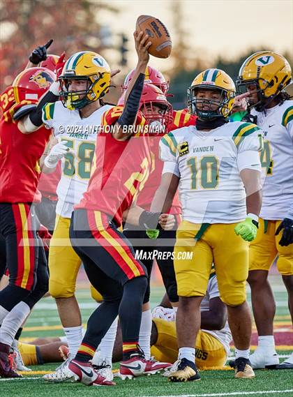 Thumbnail 3 in Oakdale vs. Vanden (CIF SJS D3 Final) photogallery.