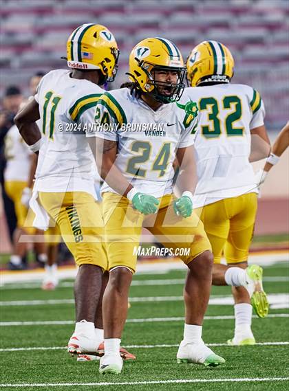 Thumbnail 3 in Oakdale vs. Vanden (CIF SJS D3 Final) photogallery.