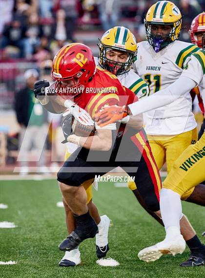 Thumbnail 2 in Oakdale vs. Vanden (CIF SJS D3 Final) photogallery.