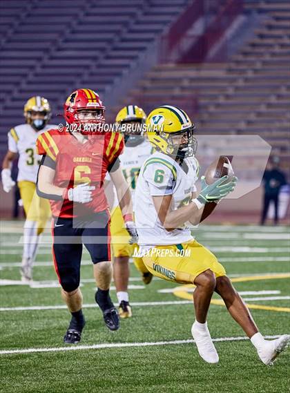 Thumbnail 2 in Oakdale vs. Vanden (CIF SJS D3 Final) photogallery.