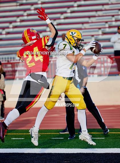 Thumbnail 3 in Oakdale vs. Vanden (CIF SJS D3 Final) photogallery.