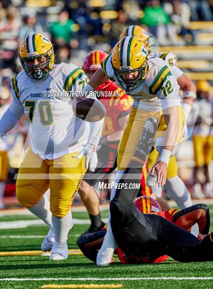 Thumbnail 3 in Oakdale vs. Vanden (CIF SJS D3 Final) photogallery.
