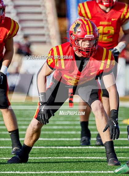 Thumbnail 2 in Oakdale vs. Vanden (CIF SJS D3 Final) photogallery.
