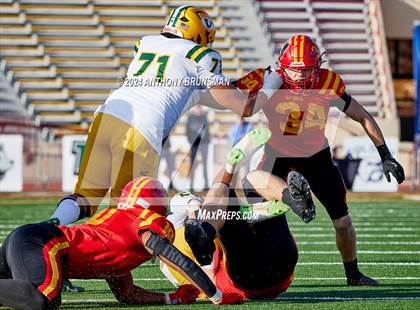 Thumbnail 3 in Oakdale vs. Vanden (CIF SJS D3 Final) photogallery.