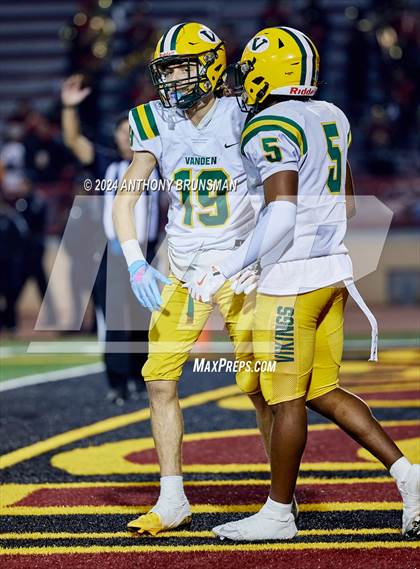 Thumbnail 2 in Oakdale vs. Vanden (CIF SJS D3 Final) photogallery.