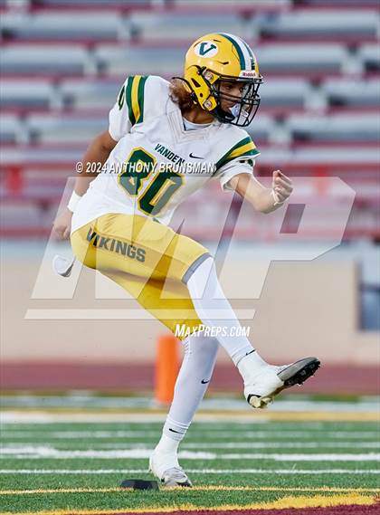 Thumbnail 1 in Oakdale vs. Vanden (CIF SJS D3 Final) photogallery.