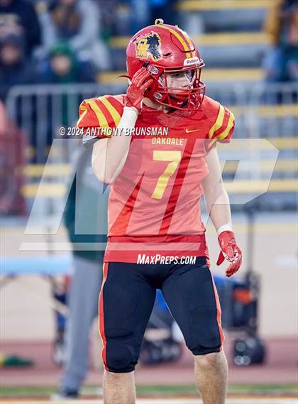 Thumbnail 3 in Oakdale vs. Vanden (CIF SJS D3 Final) photogallery.