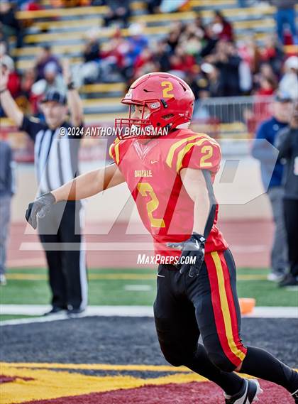 Thumbnail 3 in Oakdale vs. Vanden (CIF SJS D3 Final) photogallery.
