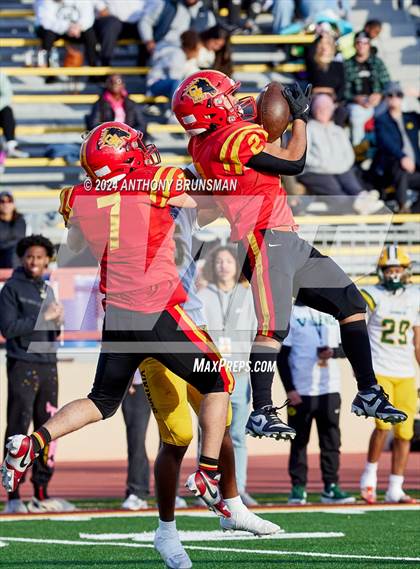 Thumbnail 1 in Oakdale vs. Vanden (CIF SJS D3 Final) photogallery.