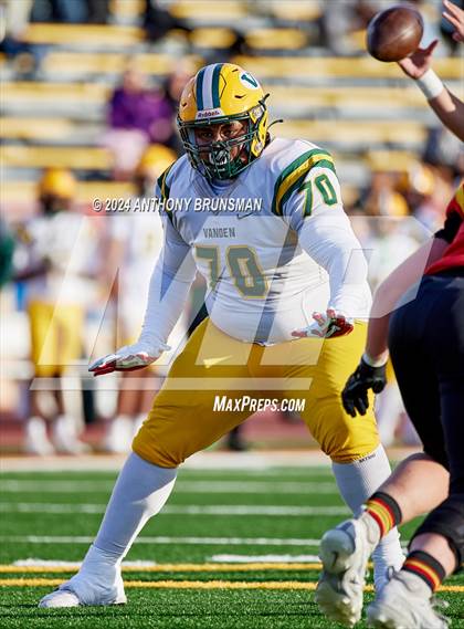 Thumbnail 2 in Oakdale vs. Vanden (CIF SJS D3 Final) photogallery.