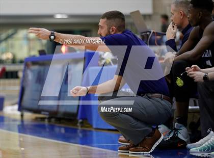 Thumbnail 3 in Hamilton Heights Christian Academy vs. Memphis East photogallery.