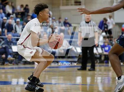Thumbnail 2 in Hamilton Heights Christian Academy vs. Memphis East photogallery.