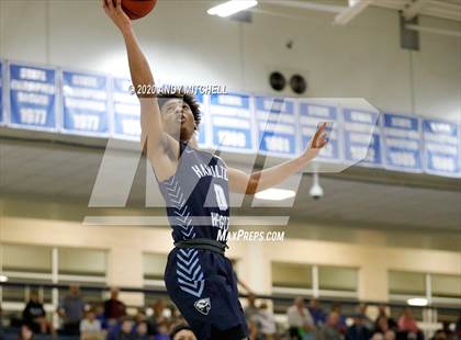 Thumbnail 3 in Hamilton Heights Christian Academy vs. Memphis East photogallery.