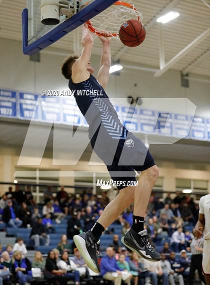 Thumbnail 2 in Hamilton Heights Christian Academy vs. Memphis East photogallery.