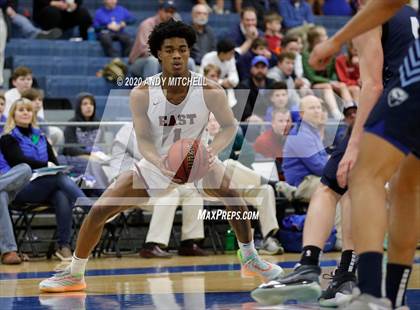 Thumbnail 3 in Hamilton Heights Christian Academy vs. Memphis East photogallery.