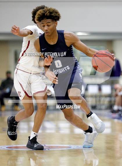 Thumbnail 2 in Hamilton Heights Christian Academy vs. Memphis East photogallery.