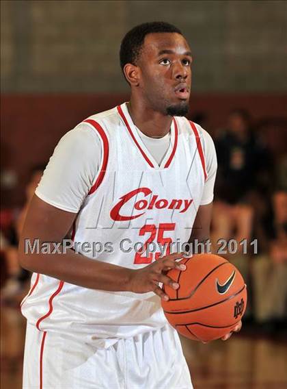 Thumbnail 2 in Ocean View vs. Colony (Nike Extravaganza) photogallery.
