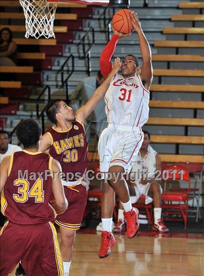 Thumbnail 1 in Ocean View vs. Colony (Nike Extravaganza) photogallery.