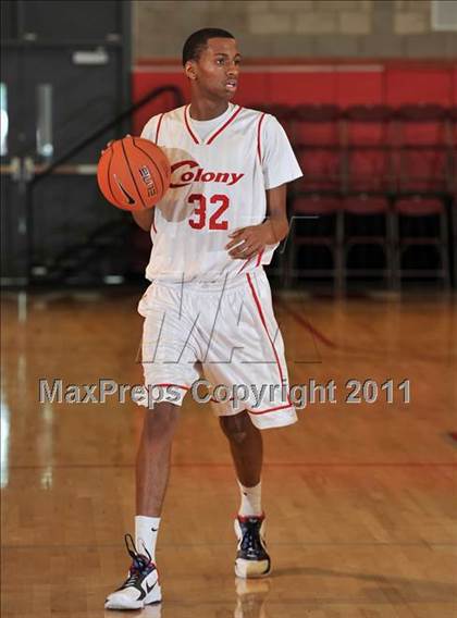Thumbnail 1 in Ocean View vs. Colony (Nike Extravaganza) photogallery.