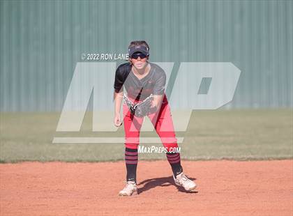 Thumbnail 2 in Grant @ Mustang photogallery.
