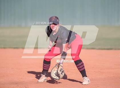 Thumbnail 1 in Grant @ Mustang photogallery.