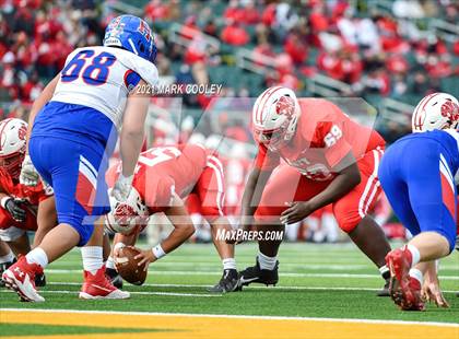 Thumbnail 2 in Katy vs. Hays (UIL 6A DII Regional Final) photogallery.