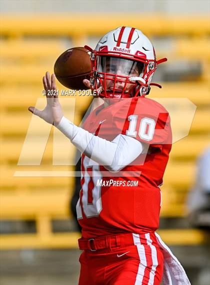 Thumbnail 1 in Katy vs. Hays (UIL 6A DII Regional Final) photogallery.