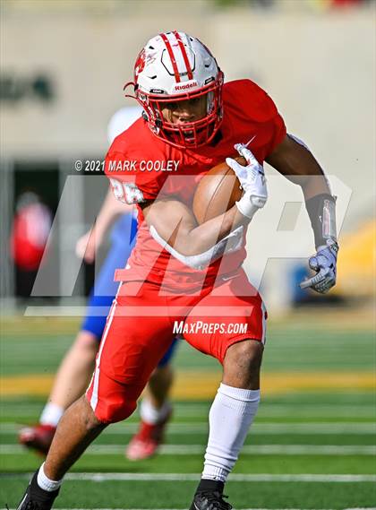 Thumbnail 2 in Katy vs. Hays (UIL 6A DII Regional Final) photogallery.