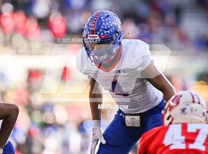 Thumbnail 3 in Katy vs. Hays (UIL 6A DII Regional Final) photogallery.