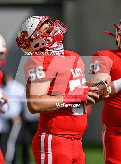Thumbnail 1 in Katy vs. Hays (UIL 6A DII Regional Final) photogallery.