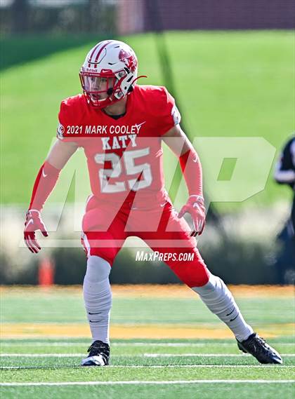 Thumbnail 1 in Katy vs. Hays (UIL 6A DII Regional Final) photogallery.