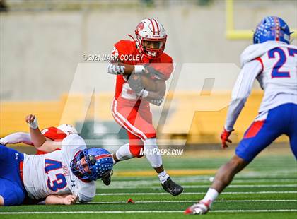 Thumbnail 1 in Katy vs. Hays (UIL 6A DII Regional Final) photogallery.