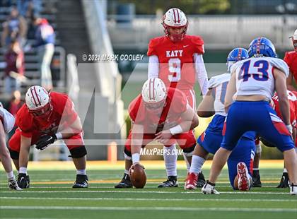 Thumbnail 1 in Katy vs. Hays (UIL 6A DII Regional Final) photogallery.
