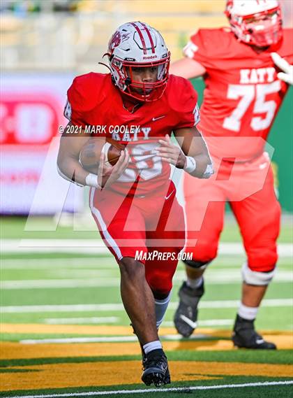 Thumbnail 2 in Katy vs. Hays (UIL 6A DII Regional Final) photogallery.