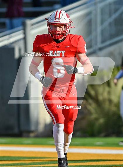 Thumbnail 1 in Katy vs. Hays (UIL 6A DII Regional Final) photogallery.