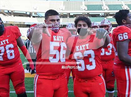 Thumbnail 3 in Katy vs. Hays (UIL 6A DII Regional Final) photogallery.