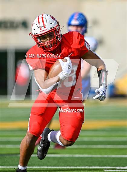 Thumbnail 1 in Katy vs. Hays (UIL 6A DII Regional Final) photogallery.