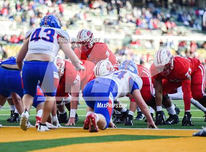 Thumbnail 1 in Katy vs. Hays (UIL 6A DII Regional Final) photogallery.