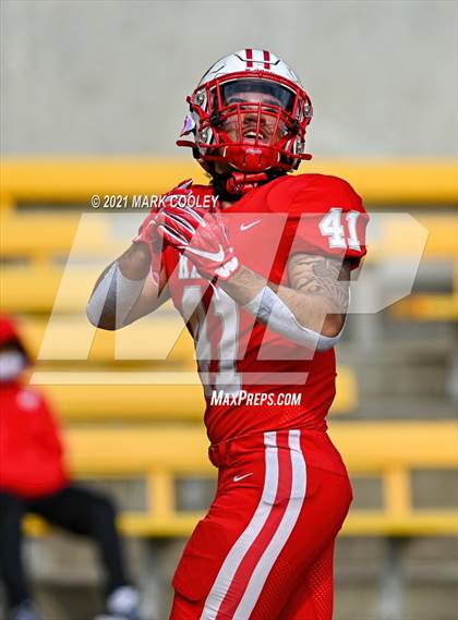 Thumbnail 1 in Katy vs. Hays (UIL 6A DII Regional Final) photogallery.