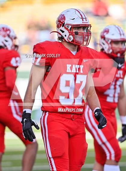 Thumbnail 1 in Katy vs. Hays (UIL 6A DII Regional Final) photogallery.