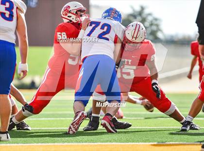 Thumbnail 2 in Katy vs. Hays (UIL 6A DII Regional Final) photogallery.