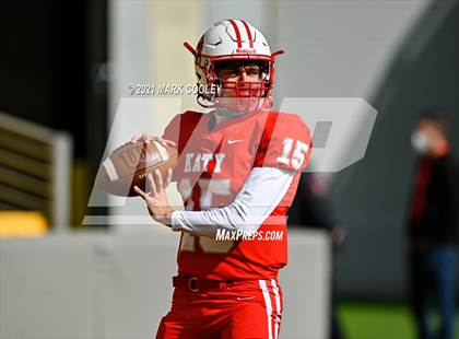 Thumbnail 2 in Katy vs. Hays (UIL 6A DII Regional Final) photogallery.