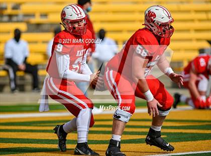 Thumbnail 2 in Katy vs. Hays (UIL 6A DII Regional Final) photogallery.