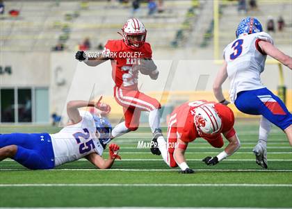 Thumbnail 1 in Katy vs. Hays (UIL 6A DII Regional Final) photogallery.