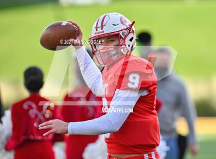 Thumbnail 3 in Katy vs. Hays (UIL 6A DII Regional Final) photogallery.