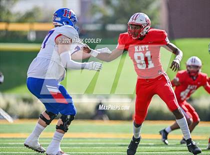 Thumbnail 1 in Katy vs. Hays (UIL 6A DII Regional Final) photogallery.