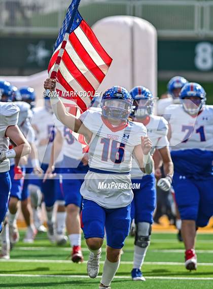 Thumbnail 3 in Katy vs. Hays (UIL 6A DII Regional Final) photogallery.