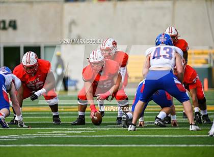 Thumbnail 3 in Katy vs. Hays (UIL 6A DII Regional Final) photogallery.