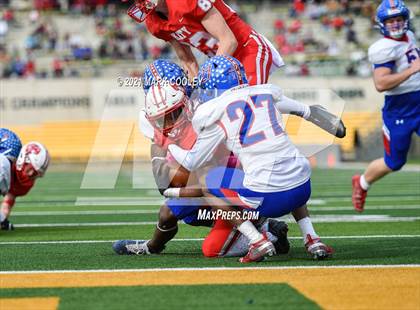 Thumbnail 1 in Katy vs. Hays (UIL 6A DII Regional Final) photogallery.